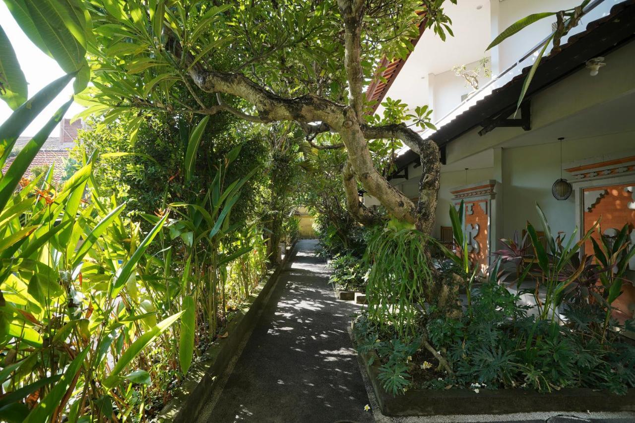 Hotel Oyo 2122 Puri Sanur Exterior foto